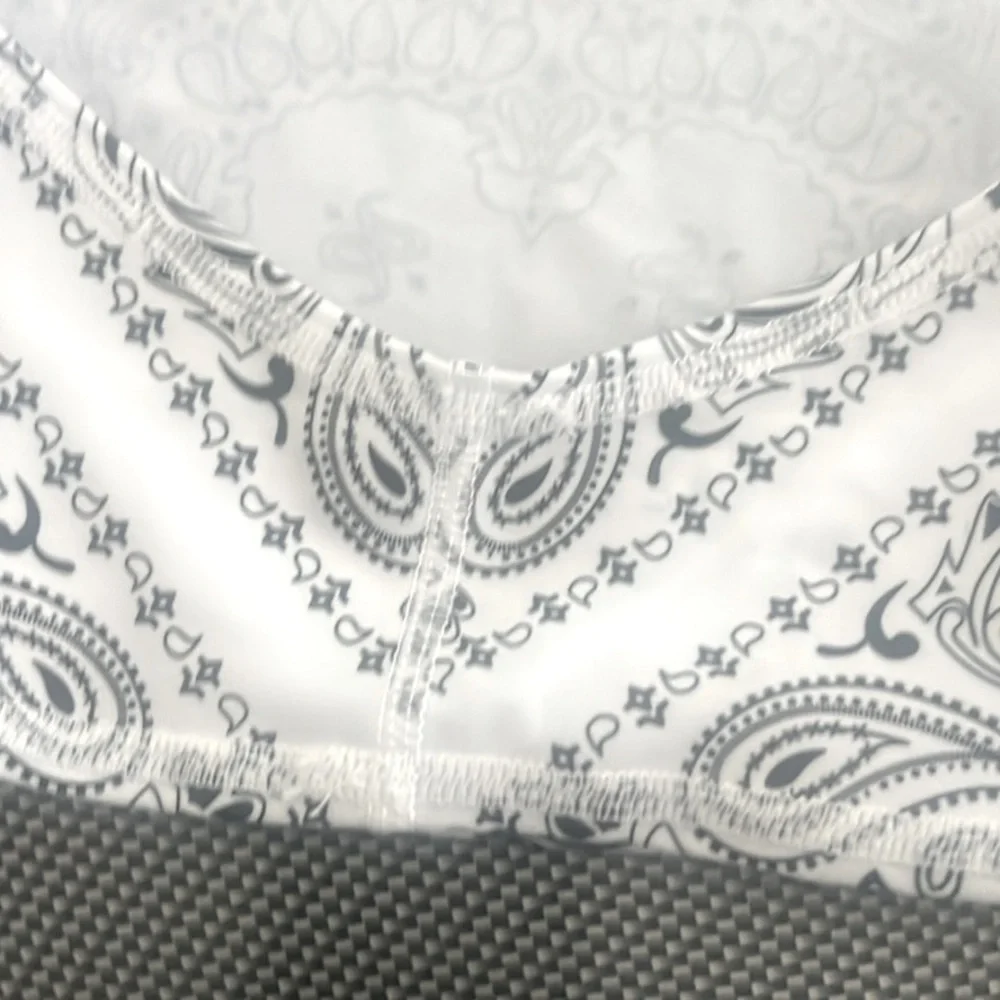 Men's Paisley Bandana Print Accessory